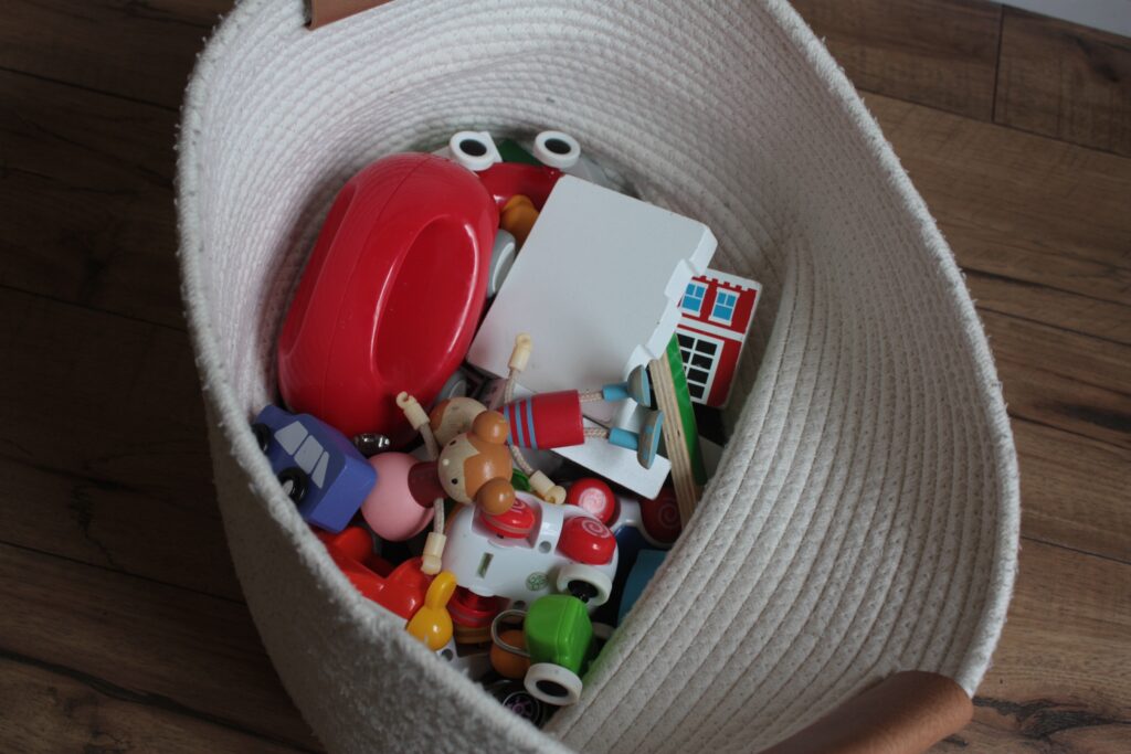 toy bin